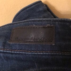 Abercrombie dark blue highrise ultra skinny jeans!